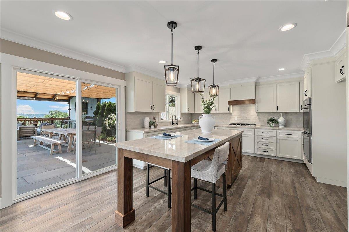 Detail Gallery Image 13 of 60 For 2135 Greenwood Ave, Morgan Hill,  CA 95037 - 4 Beds | 3/1 Baths