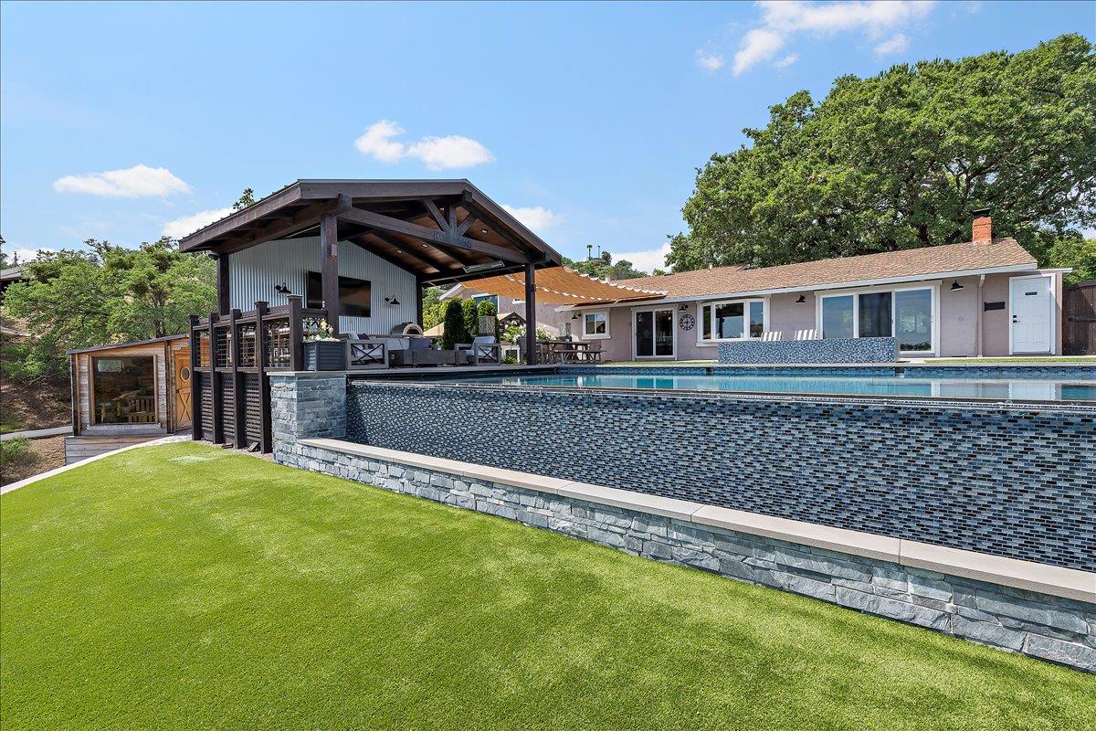 Detail Gallery Image 37 of 60 For 2135 Greenwood Ave, Morgan Hill,  CA 95037 - 4 Beds | 3/1 Baths