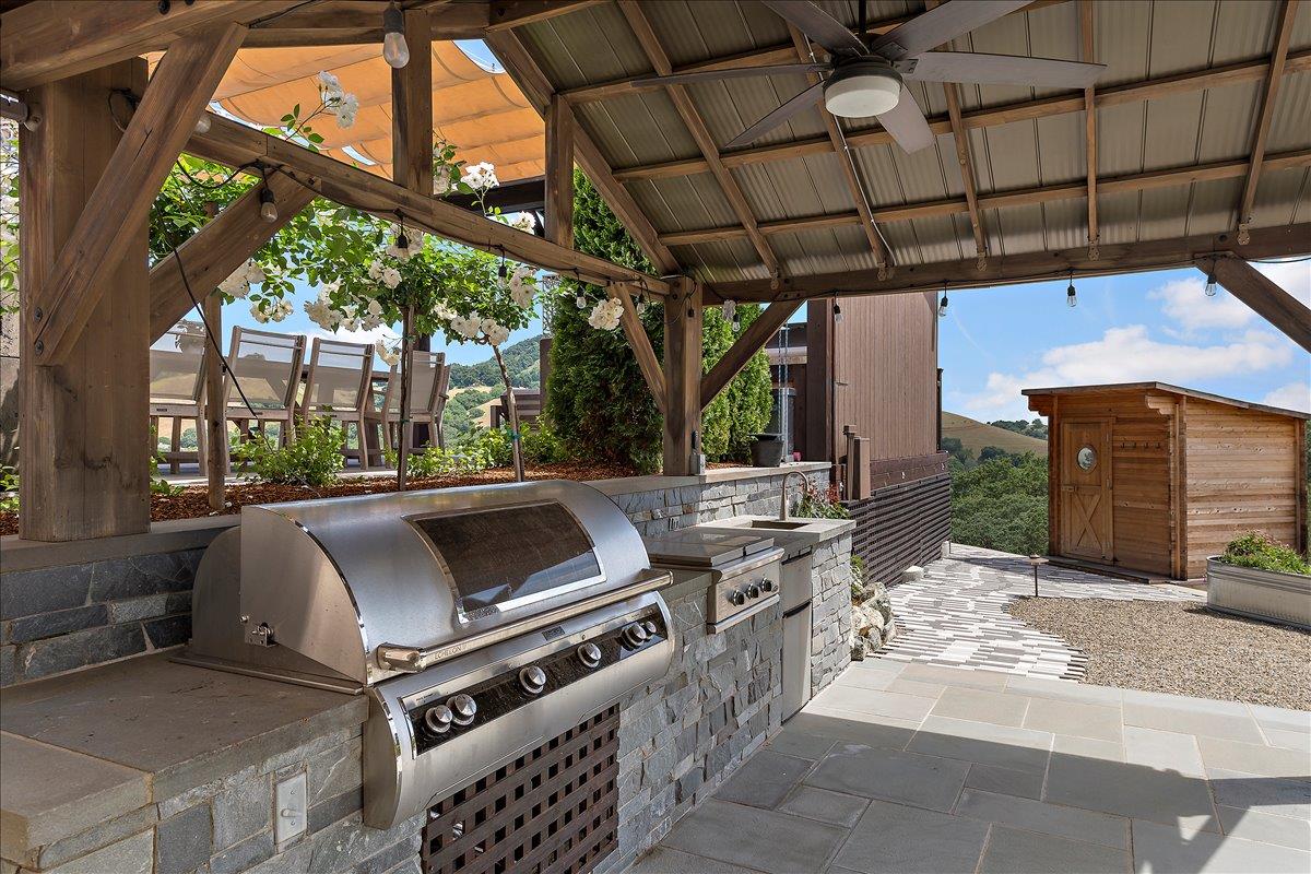 Detail Gallery Image 39 of 60 For 2135 Greenwood Ave, Morgan Hill,  CA 95037 - 4 Beds | 3/1 Baths