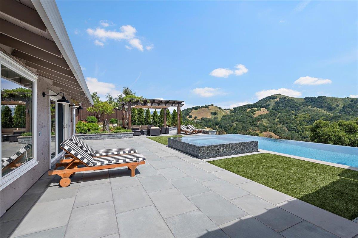 Detail Gallery Image 40 of 60 For 2135 Greenwood Ave, Morgan Hill,  CA 95037 - 4 Beds | 3/1 Baths