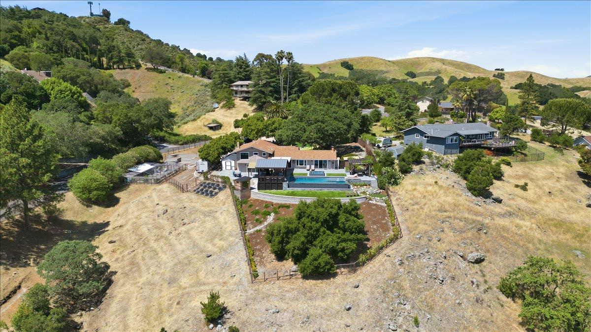 Detail Gallery Image 56 of 60 For 2135 Greenwood Ave, Morgan Hill,  CA 95037 - 4 Beds | 3/1 Baths