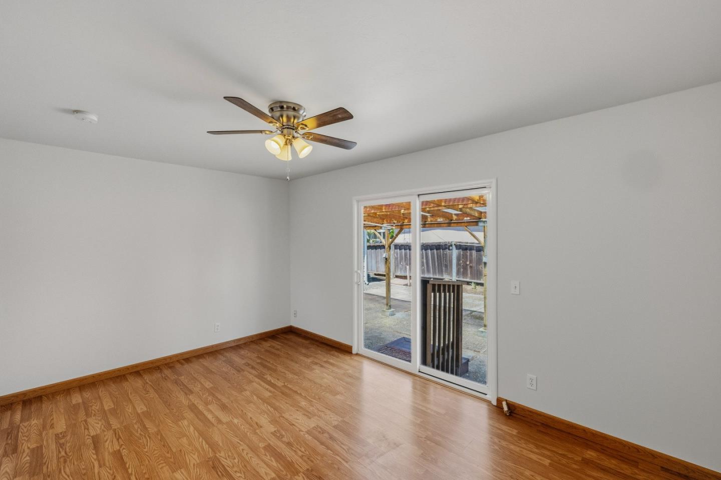 Detail Gallery Image 16 of 37 For 25 Holm Rd, Watsonville,  CA 95076 - 3 Beds | 1 Baths