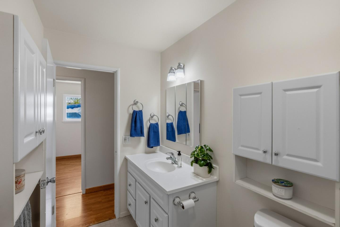 Detail Gallery Image 19 of 37 For 25 Holm Rd, Watsonville,  CA 95076 - 3 Beds | 1 Baths