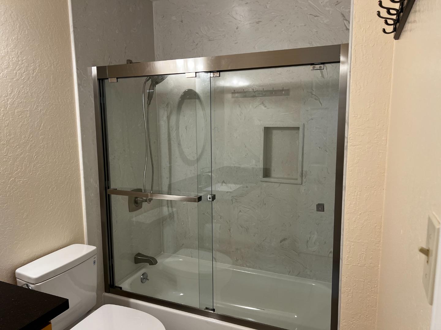 Detail Gallery Image 16 of 19 For 221 Rondale, Hayward,  CA 94541 - – Beds | – Baths