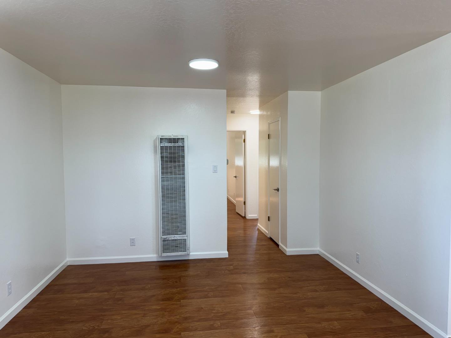 Detail Gallery Image 7 of 19 For 221 Rondale, Hayward,  CA 94541 - – Beds | – Baths