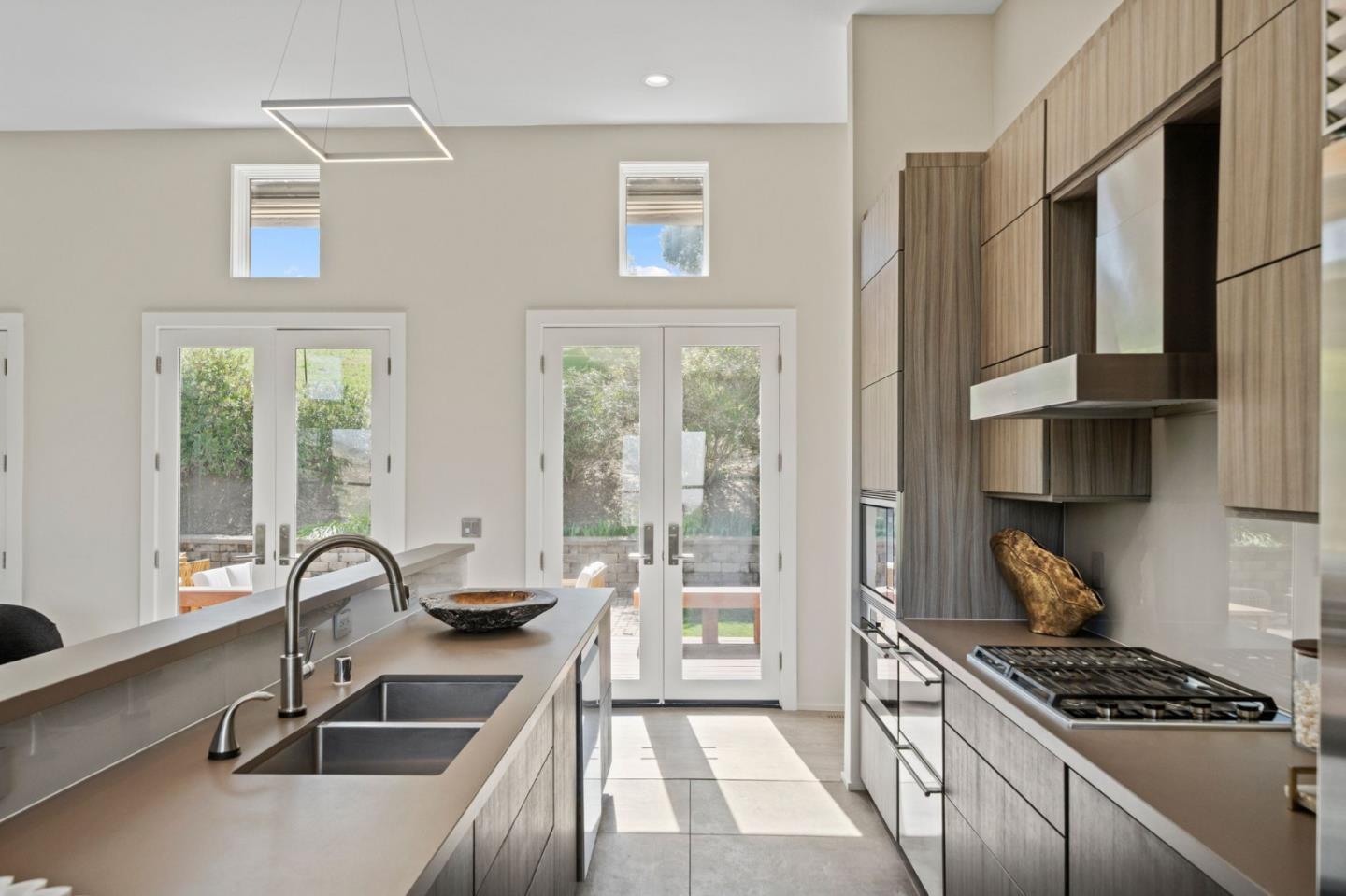 Detail Gallery Image 16 of 99 For 2698 Greenrock Rd, Milpitas,  CA 95035 - 5 Beds | 3/1 Baths