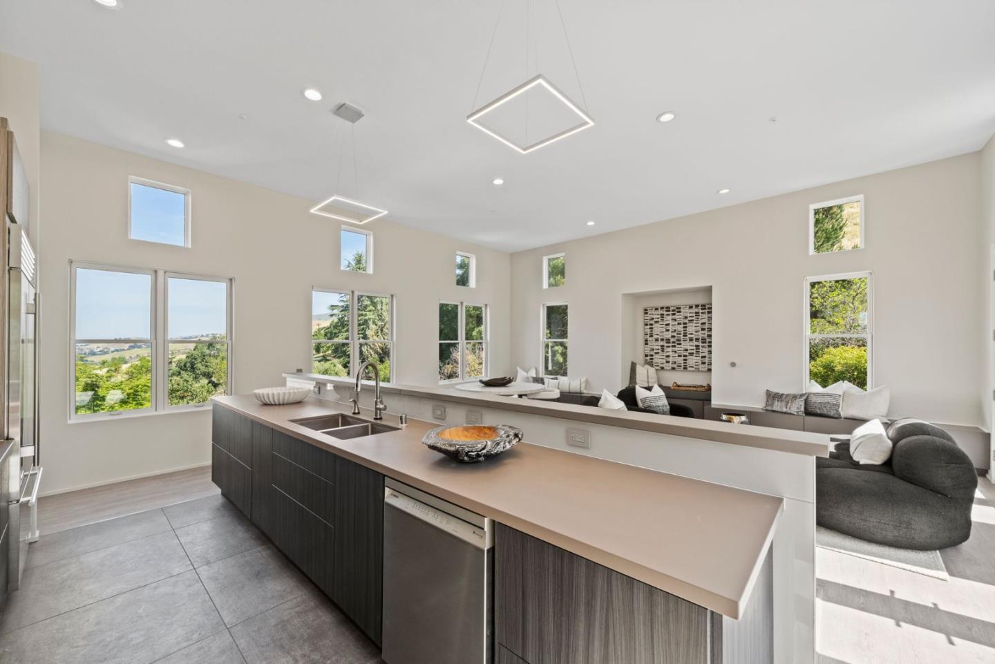 Detail Gallery Image 17 of 99 For 2698 Greenrock Rd, Milpitas,  CA 95035 - 5 Beds | 3/1 Baths