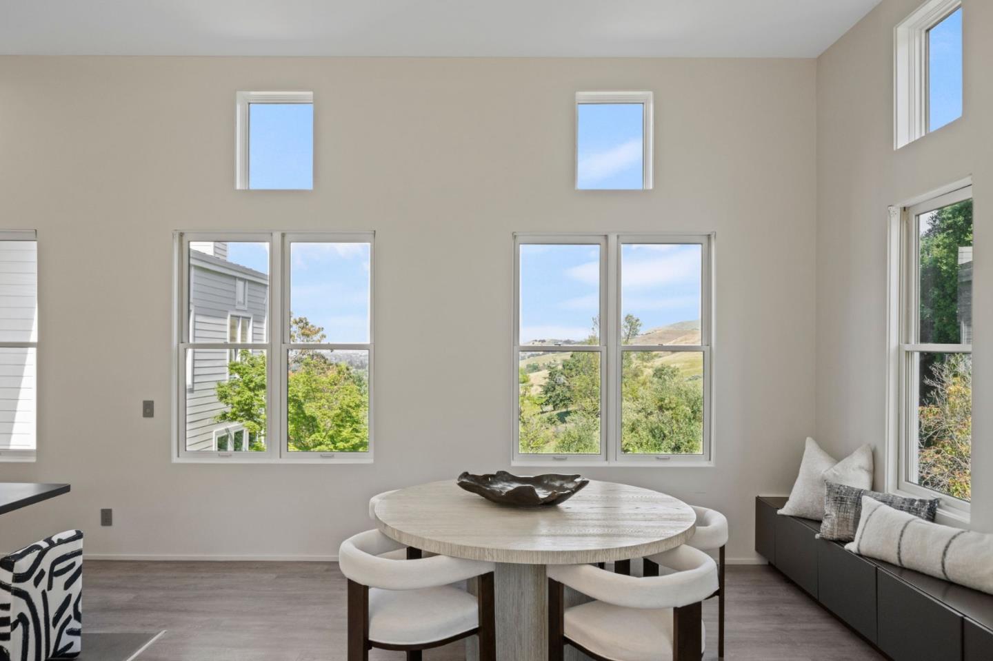 Detail Gallery Image 23 of 99 For 2698 Greenrock Rd, Milpitas,  CA 95035 - 5 Beds | 3/1 Baths