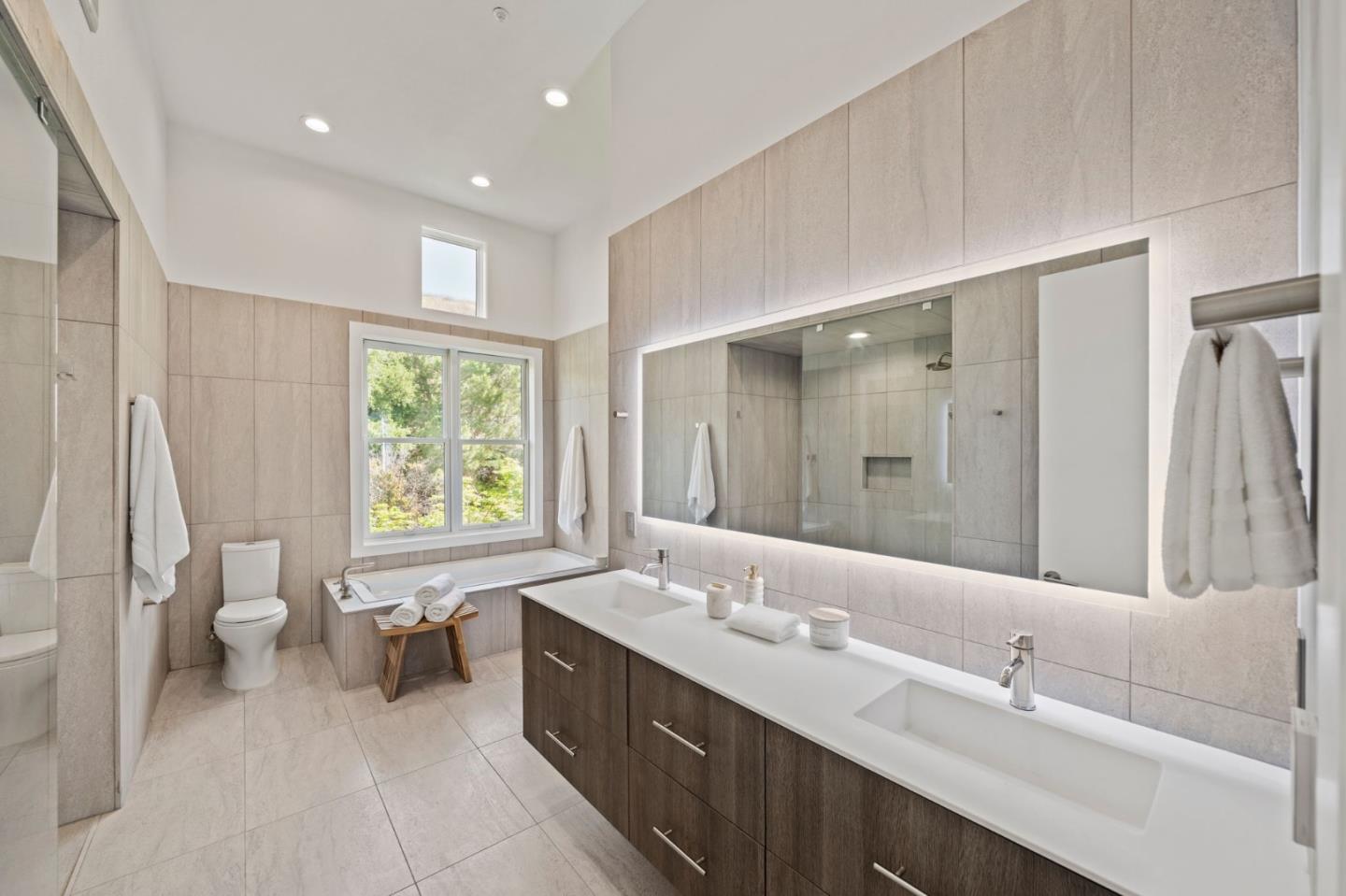 Detail Gallery Image 36 of 99 For 2698 Greenrock Rd, Milpitas,  CA 95035 - 5 Beds | 3/1 Baths