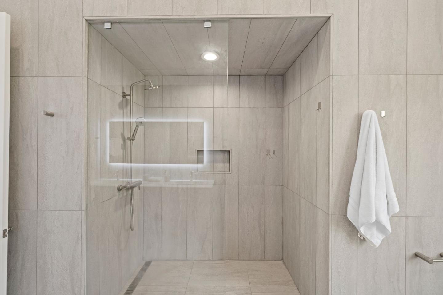 Detail Gallery Image 39 of 99 For 2698 Greenrock Rd, Milpitas,  CA 95035 - 5 Beds | 3/1 Baths