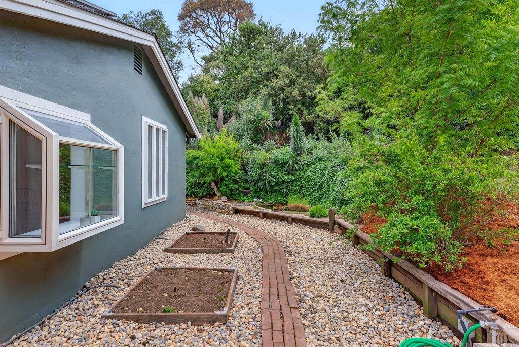 Detail Gallery Image 34 of 47 For 590 Sherman Dr, Scotts Valley,  CA 95066 - 3 Beds | 2 Baths