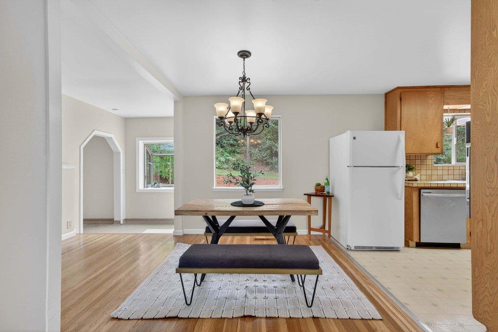 Detail Gallery Image 4 of 47 For 590 Sherman Dr, Scotts Valley,  CA 95066 - 3 Beds | 2 Baths