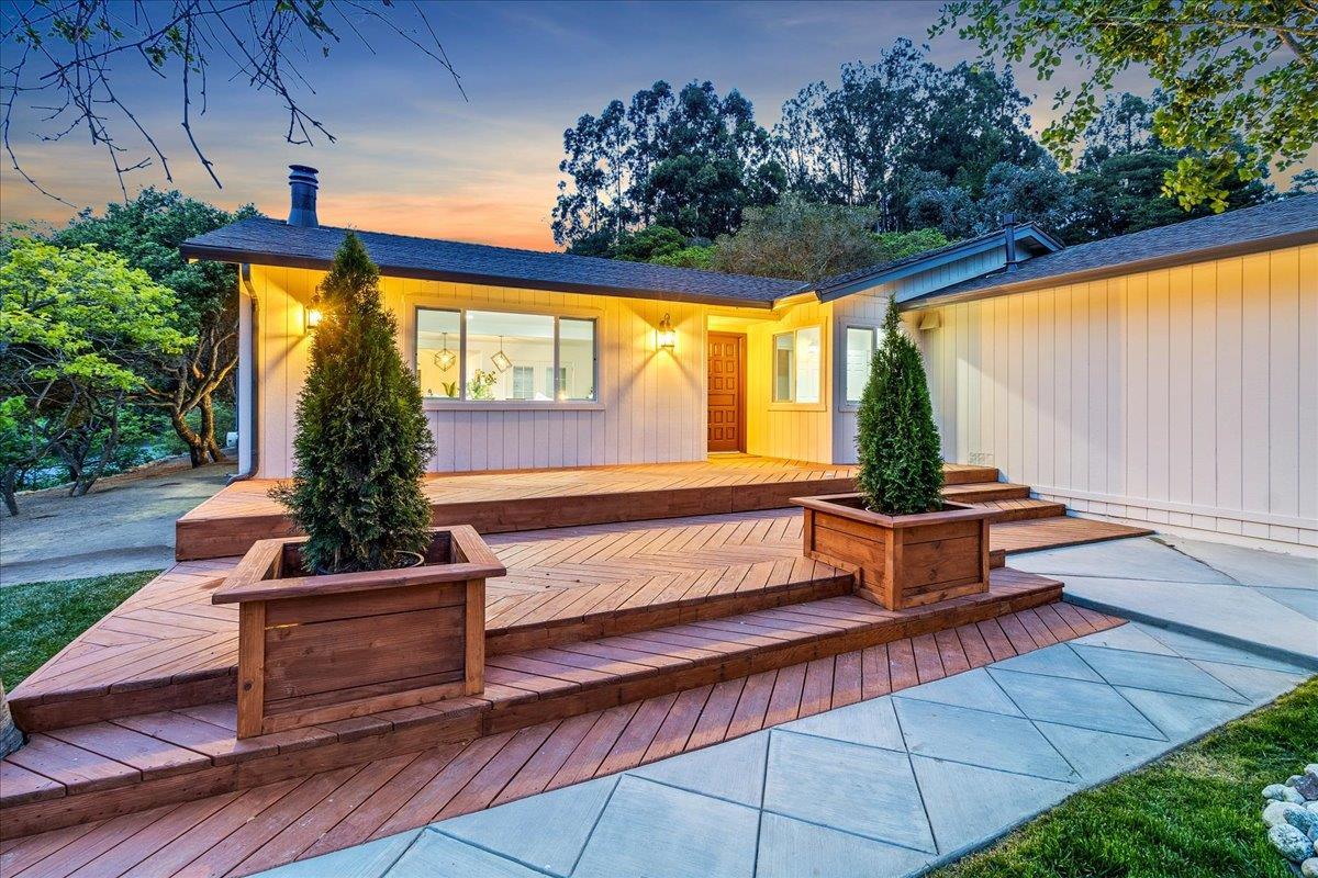 Detail Gallery Image 5 of 49 For 7183 Tustin Rd, Salinas,  CA 93907 - 3 Beds | 2 Baths