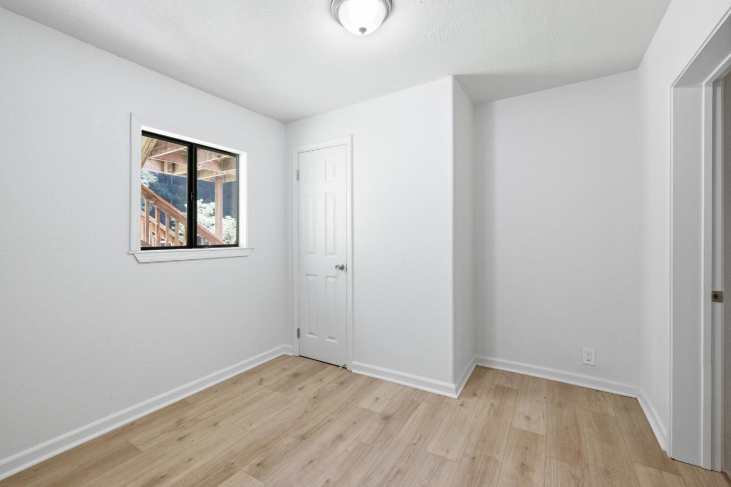 Detail Gallery Image 16 of 96 For 2950 Bear Canyon Rd, Los Gatos,  CA 95033 - 3 Beds | 2 Baths