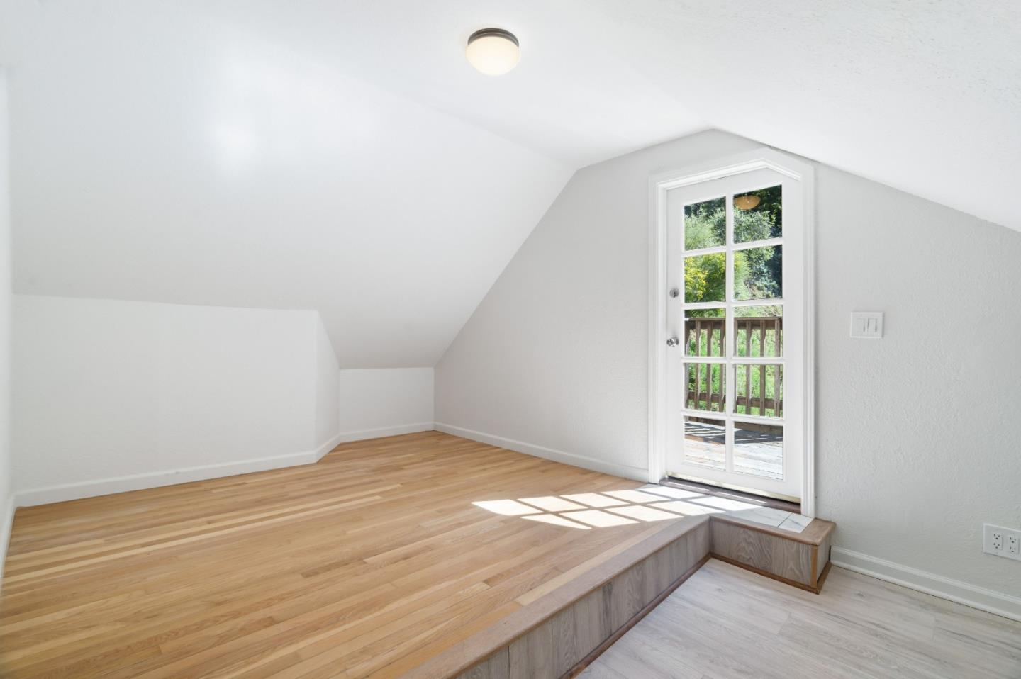 Detail Gallery Image 21 of 96 For 2950 Bear Canyon Rd, Los Gatos,  CA 95033 - 3 Beds | 2 Baths