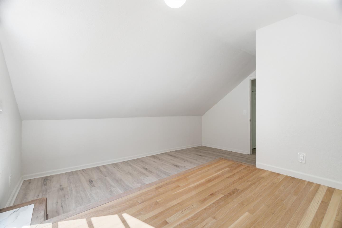 Detail Gallery Image 23 of 96 For 2950 Bear Canyon Rd, Los Gatos,  CA 95033 - 3 Beds | 2 Baths