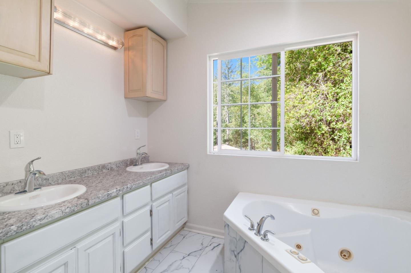 Detail Gallery Image 25 of 96 For 2950 Bear Canyon Rd, Los Gatos,  CA 95033 - 3 Beds | 2 Baths