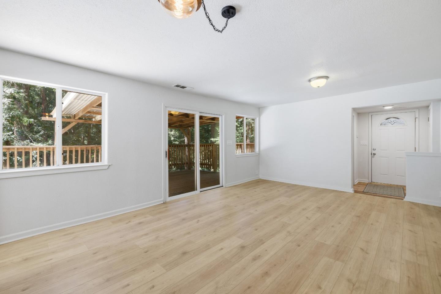 Detail Gallery Image 4 of 96 For 2950 Bear Canyon Rd, Los Gatos,  CA 95033 - 3 Beds | 2 Baths