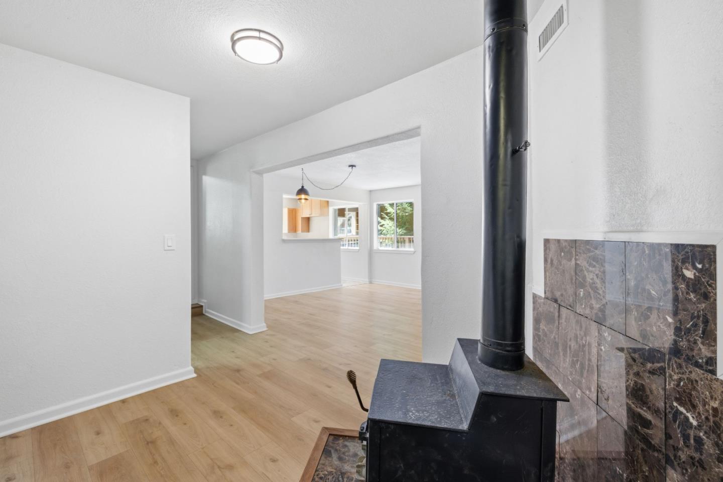 Detail Gallery Image 6 of 96 For 2950 Bear Canyon Rd, Los Gatos,  CA 95033 - 3 Beds | 2 Baths