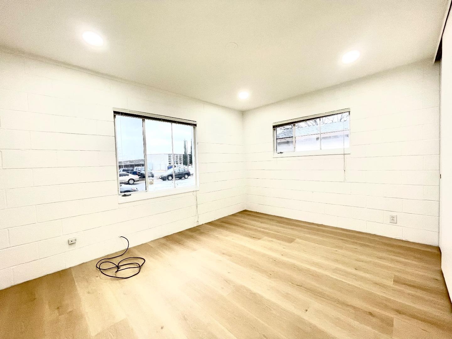 Detail Gallery Image 11 of 14 For 5119 58th St, Sacramento,  CA 95820 - 3 Beds | 1 Baths