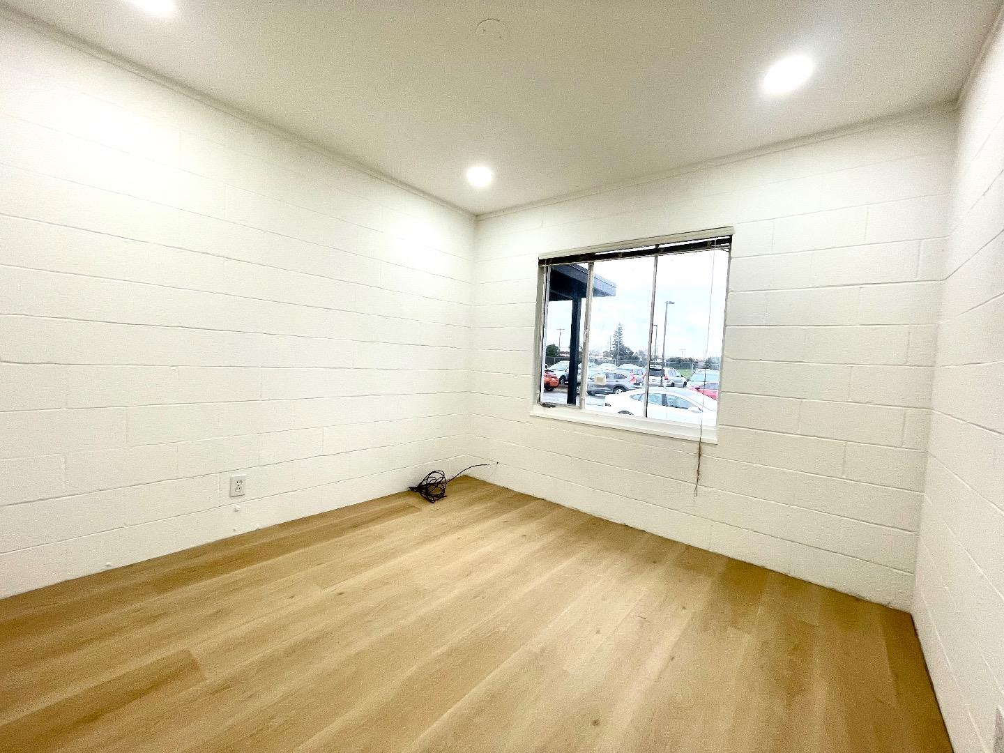 Detail Gallery Image 12 of 14 For 5119 58th St, Sacramento,  CA 95820 - 3 Beds | 1 Baths