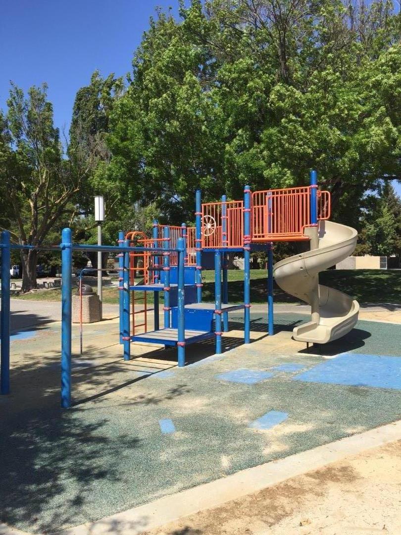 Detail Gallery Image 43 of 45 For 756 Santa Christina Ct, Sunnyvale,  CA 94085 - 3 Beds | 2 Baths