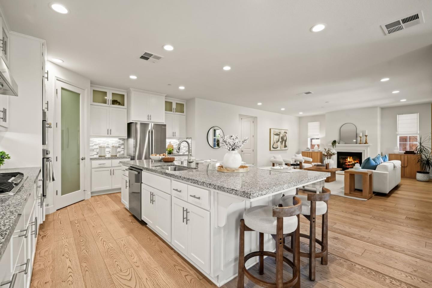 Detail Gallery Image 11 of 58 For 29716 Cantera, Hayward,  CA 94544 - 5 Beds | 3 Baths