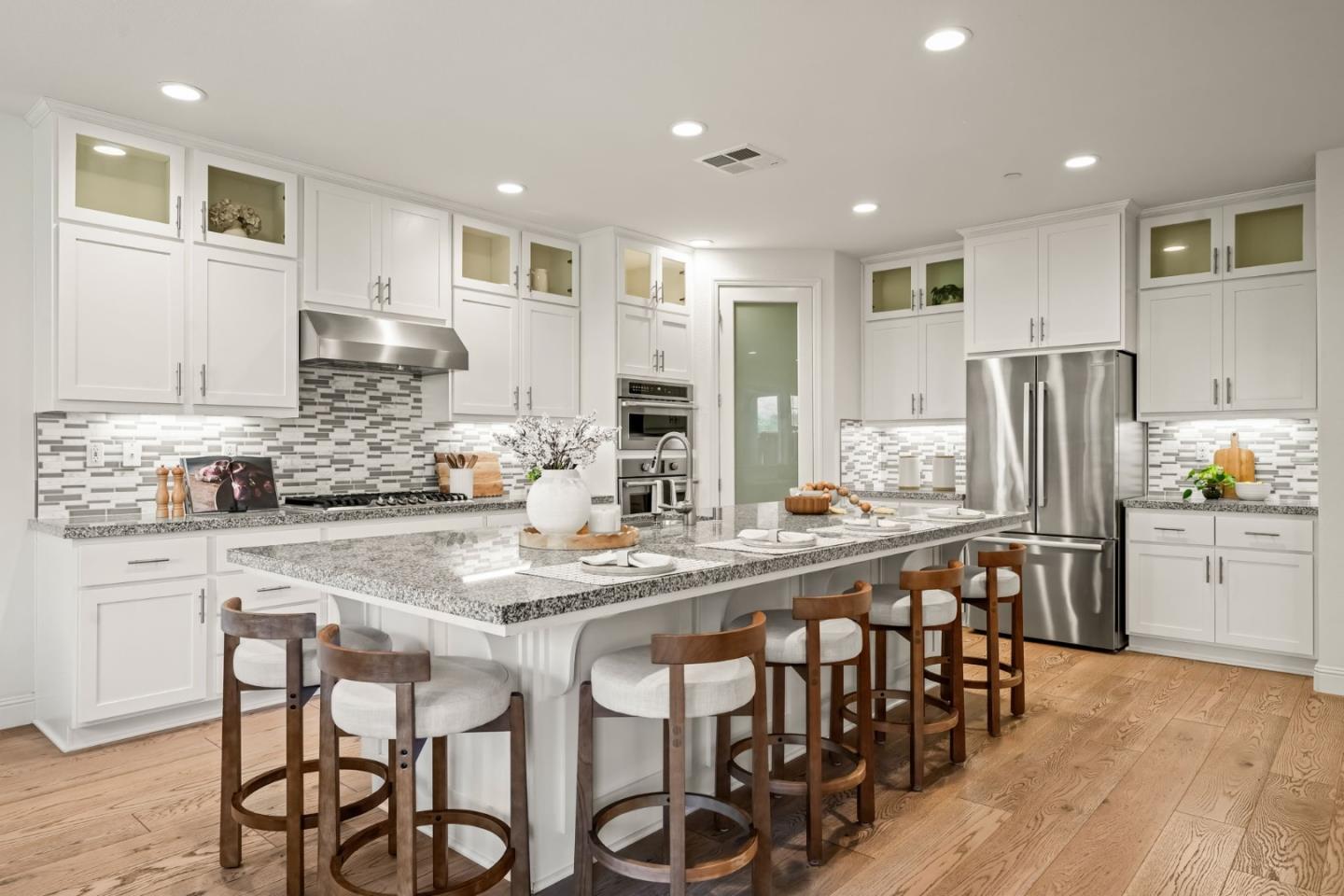 Detail Gallery Image 12 of 58 For 29716 Cantera, Hayward,  CA 94544 - 5 Beds | 3 Baths