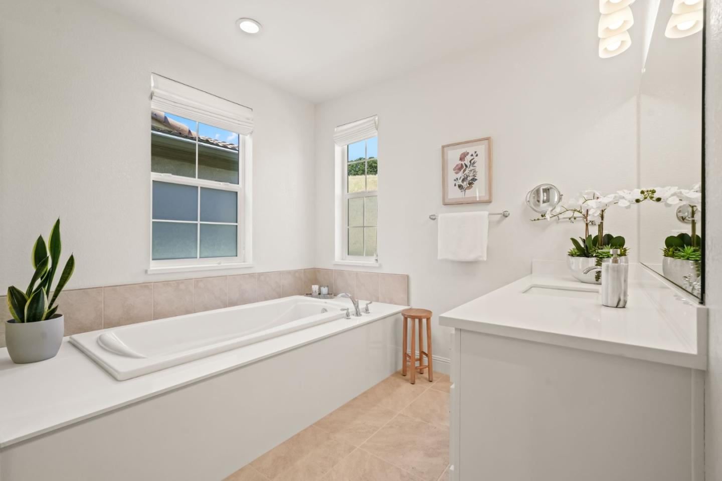 Detail Gallery Image 40 of 58 For 29716 Cantera, Hayward,  CA 94544 - 5 Beds | 3 Baths