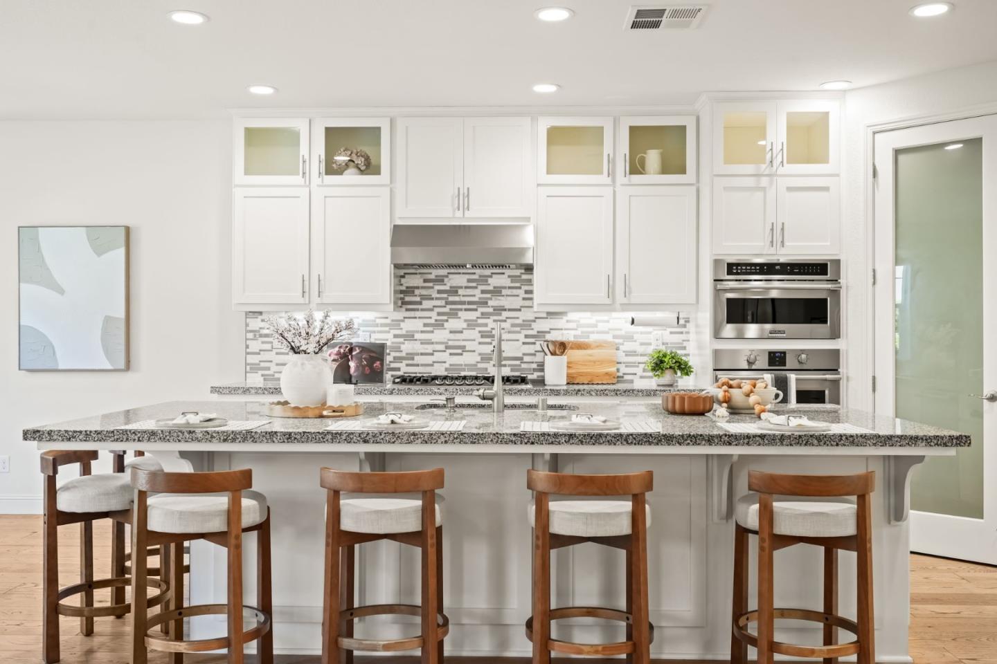 Detail Gallery Image 5 of 58 For 29716 Cantera, Hayward,  CA 94544 - 5 Beds | 3 Baths