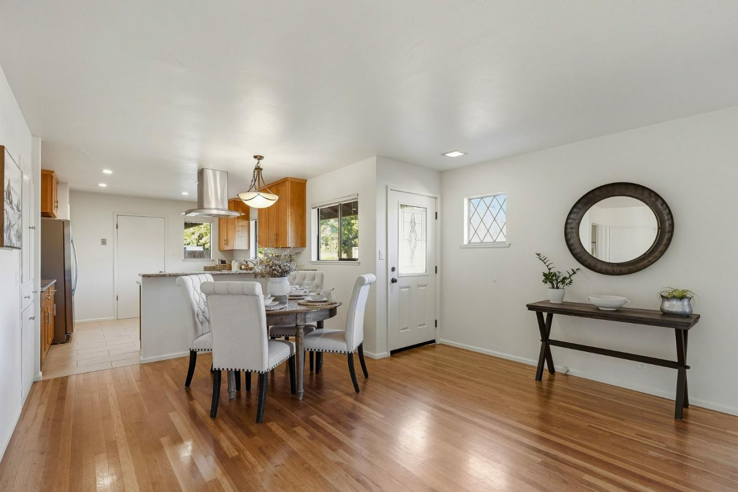 Detail Gallery Image 13 of 53 For 141 Whistler Ct, Scotts Valley,  CA 95066 - 4 Beds | 3 Baths