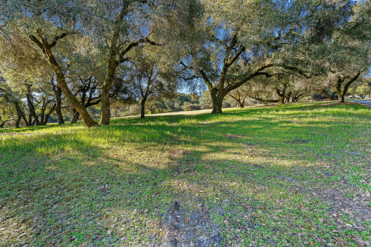 Detail Gallery Image 36 of 53 For 141 Whistler Ct, Scotts Valley,  CA 95066 - 4 Beds | 3 Baths