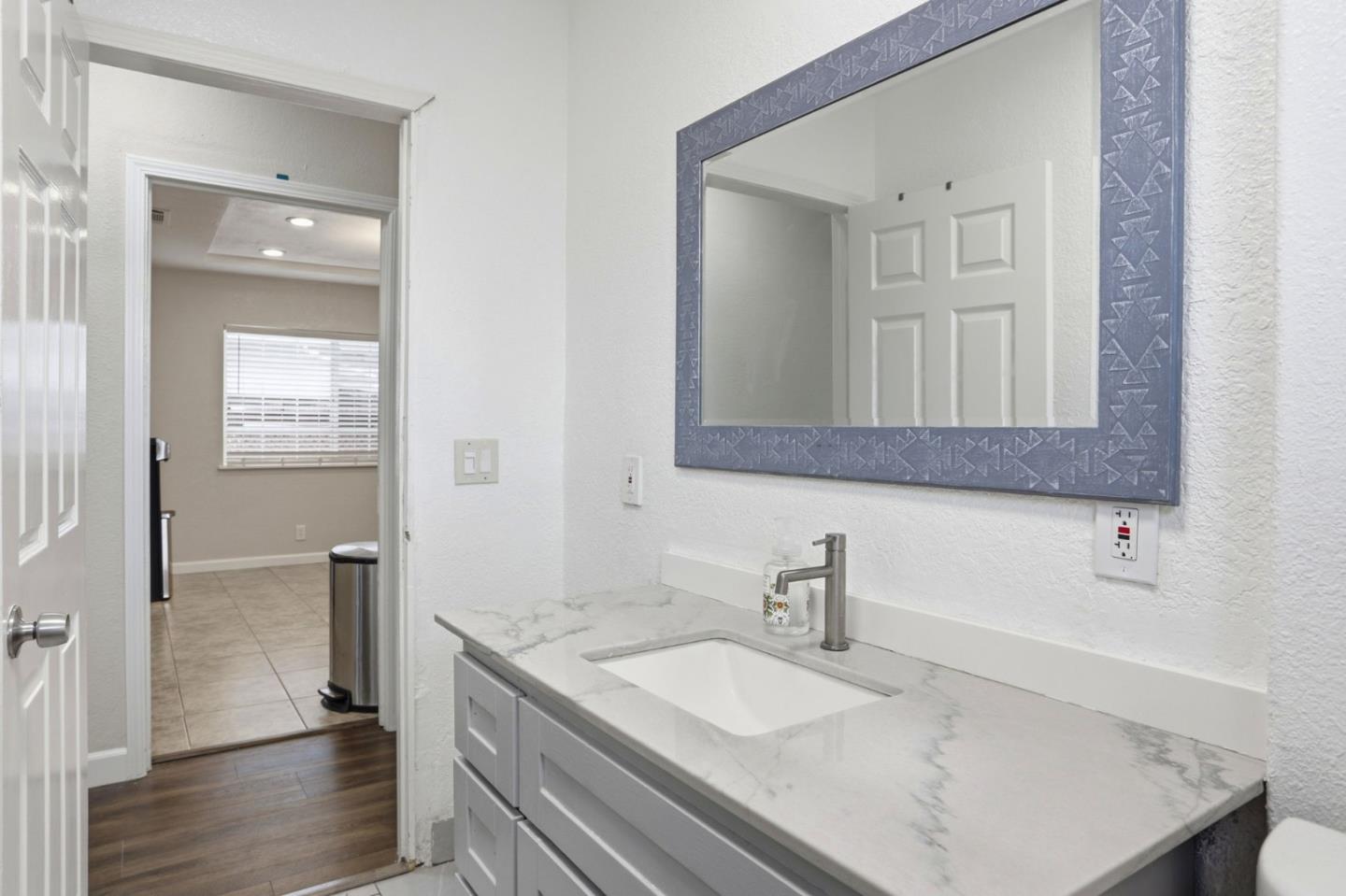 Detail Gallery Image 14 of 51 For 1958 Stowe Ave, San Jose,  CA 95116 - 3 Beds | 2 Baths