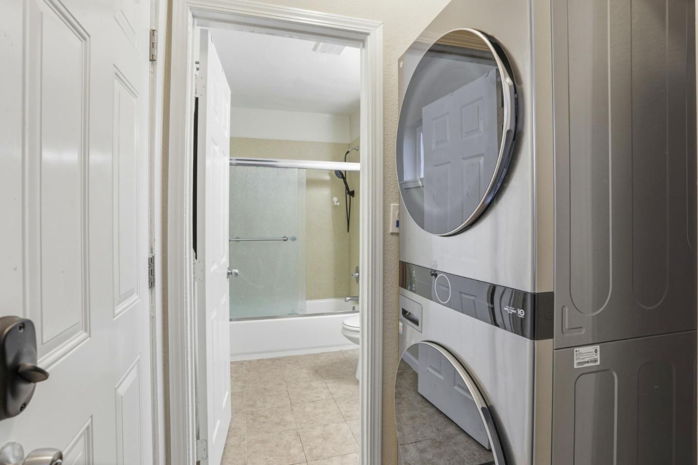 Detail Gallery Image 16 of 51 For 1958 Stowe Ave, San Jose,  CA 95116 - 3 Beds | 2 Baths