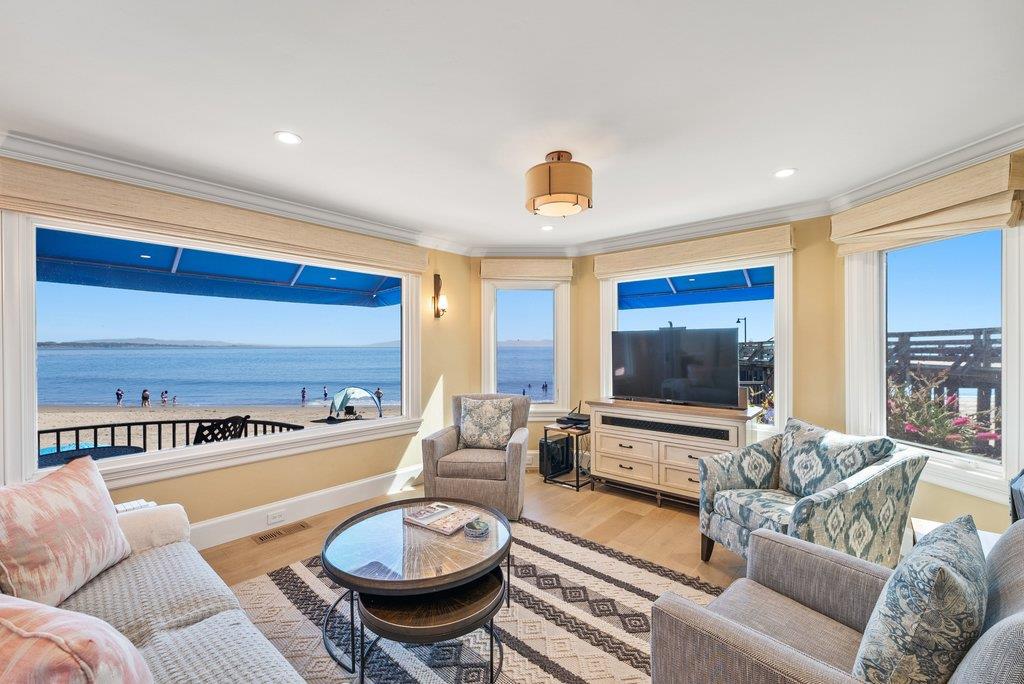 Detail Gallery Image 10 of 48 For 1500 Wharf Rd #22,  Capitola,  CA 95010 - 3 Beds | 2 Baths