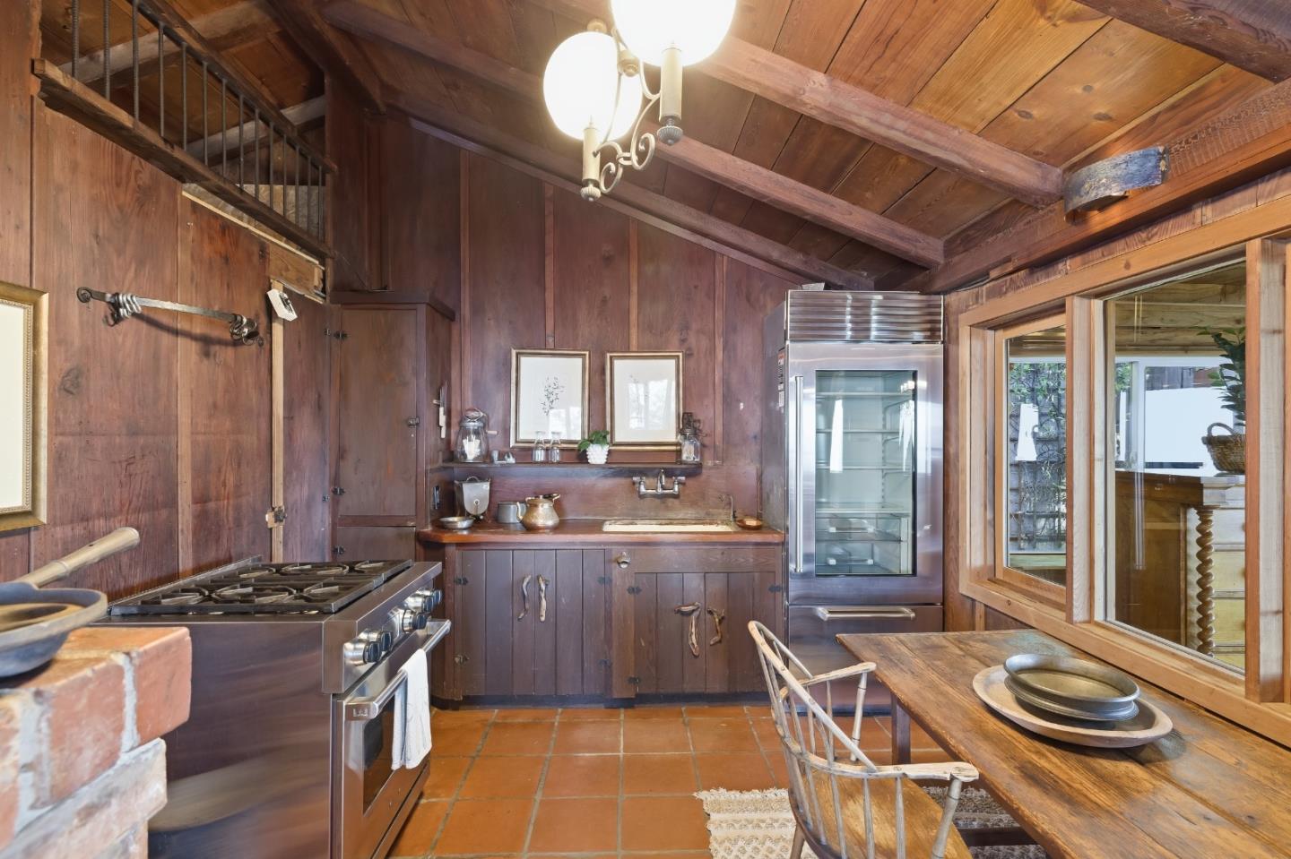 Detail Gallery Image 12 of 25 For 51404 Partington Ridge Rd, Big Sur,  CA 93920 - 1 Beds | 1 Baths