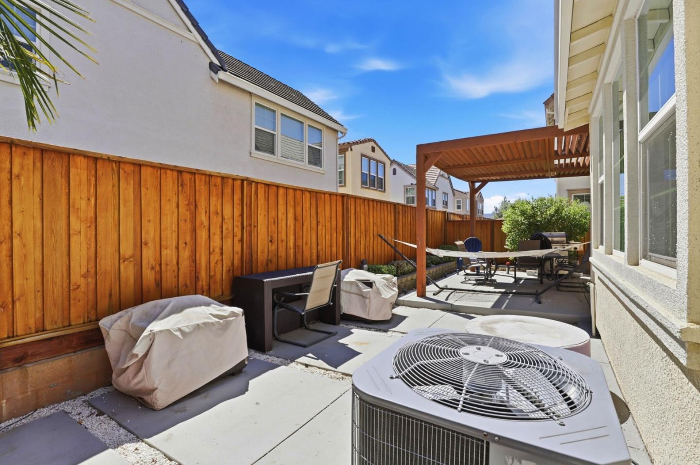 Detail Gallery Image 9 of 29 For 154 Sandpiper Way, Gilroy,  CA 95020 - 4 Beds | 3 Baths