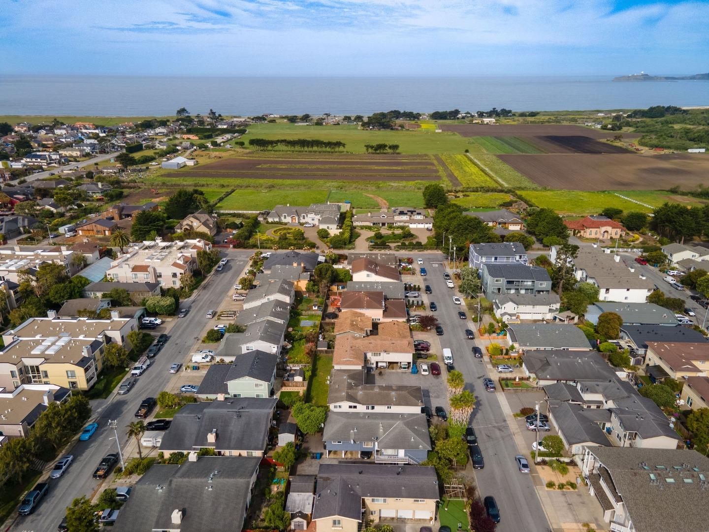 Detail Gallery Image 11 of 18 For 470 Willow Ave, Half Moon Bay,  CA 94019 - – Beds | – Baths