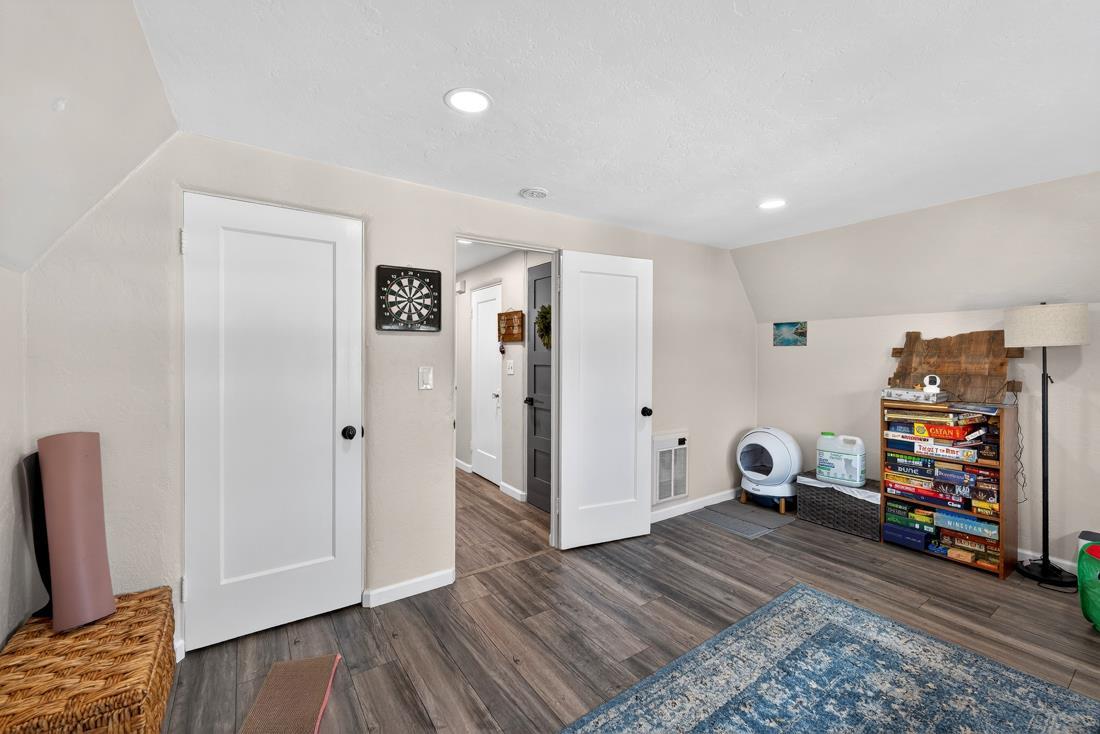 Detail Gallery Image 31 of 43 For 410 Pine Ave, Pacific Grove,  CA 93950 - – Beds | – Baths