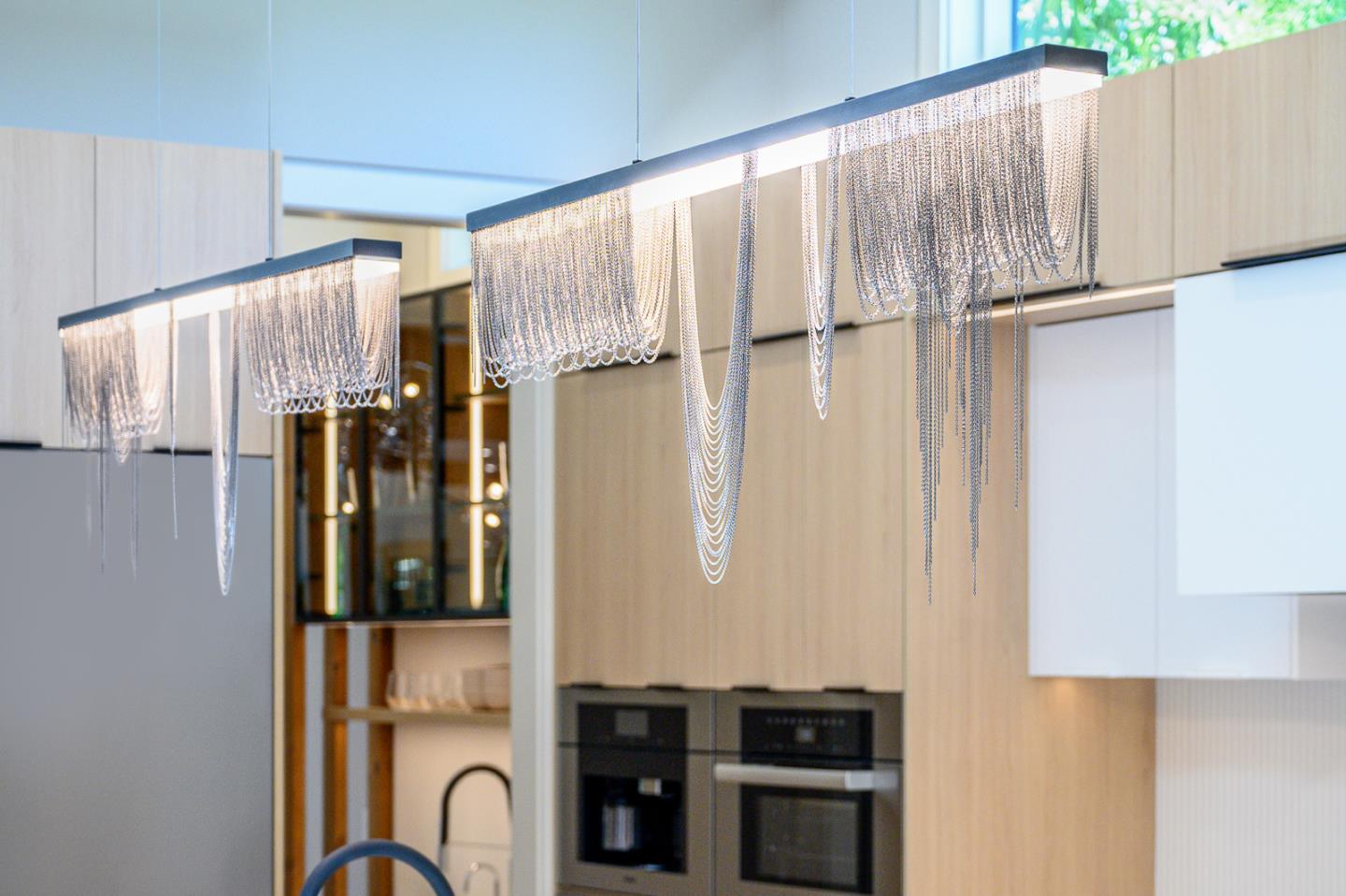 Detail Gallery Image 21 of 62 For 1027 Waverley St, Palo Alto,  CA 94301 - 6 Beds | 7/1 Baths