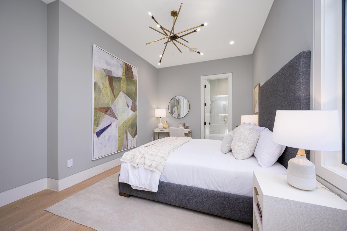 Detail Gallery Image 26 of 62 For 1027 Waverley St, Palo Alto,  CA 94301 - 6 Beds | 7/1 Baths