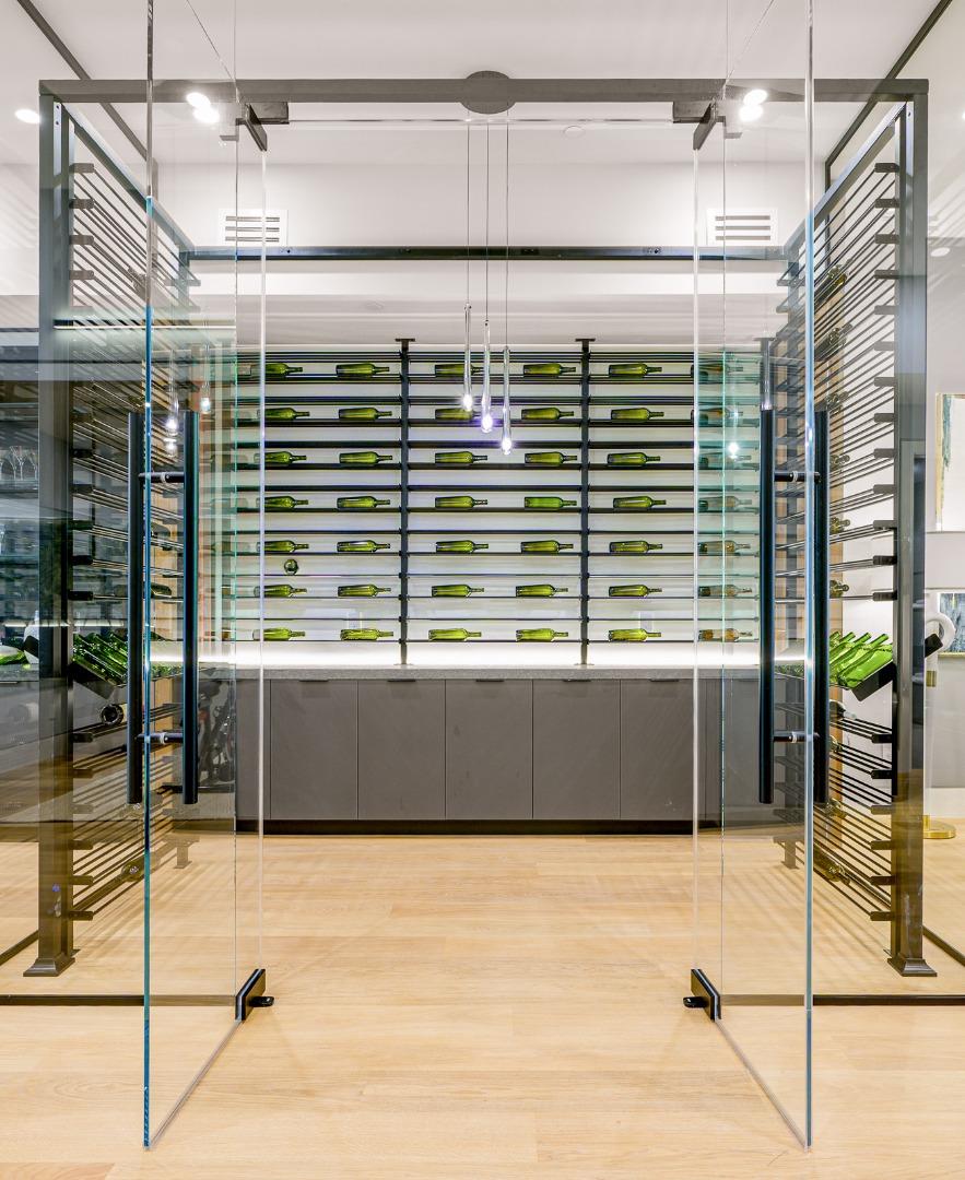 Detail Gallery Image 49 of 62 For 1027 Waverley St, Palo Alto,  CA 94301 - 6 Beds | 7/1 Baths