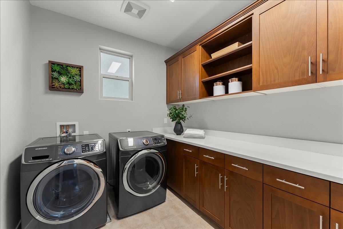 Detail Gallery Image 32 of 40 For 1448 Freeman Ln, Pleasanton,  CA 94566 - 4 Beds | 2/2 Baths