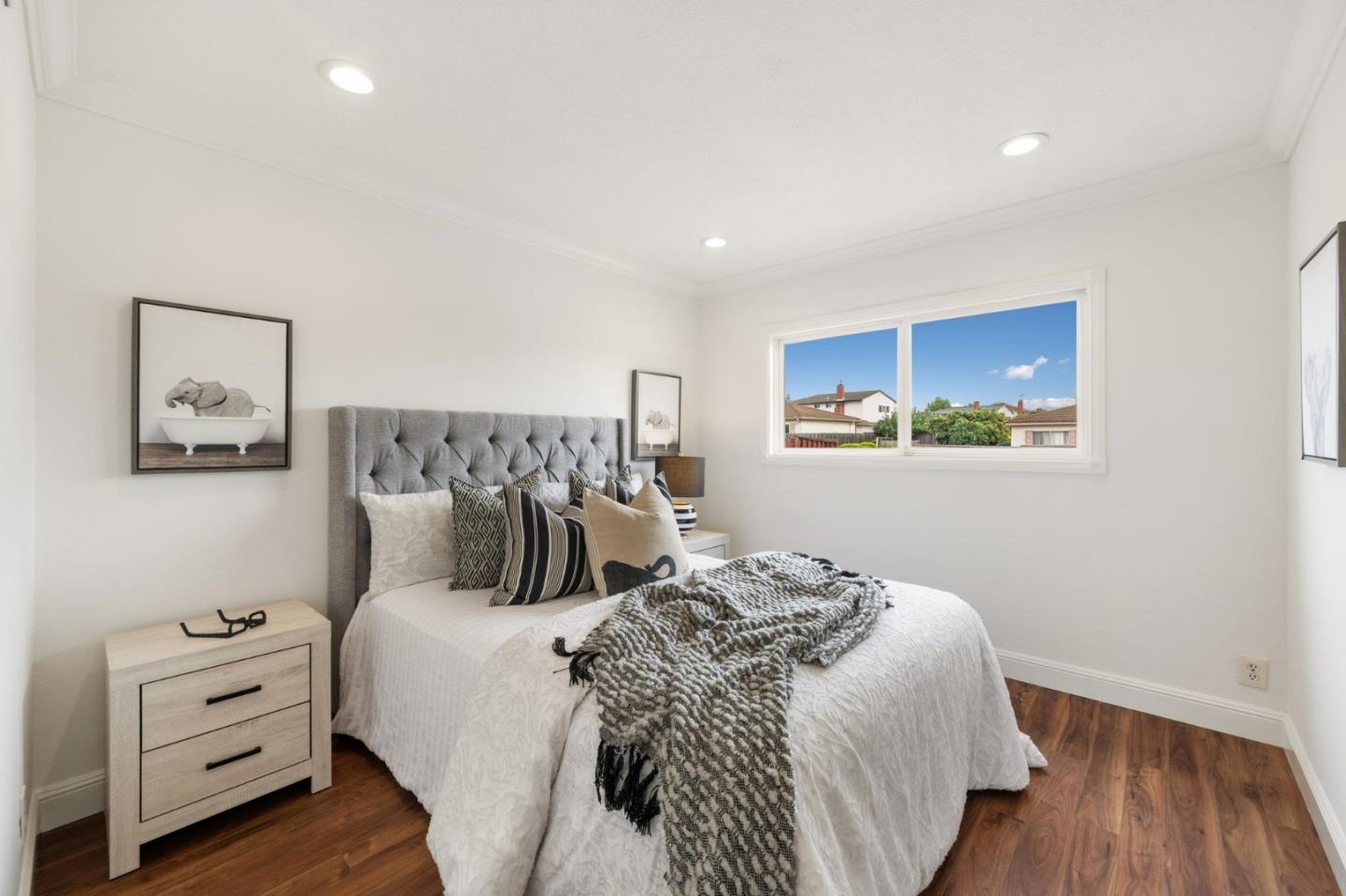 Detail Gallery Image 16 of 31 For 702 Royal Glen Dr, San Jose,  CA 95133 - 4 Beds | 2 Baths