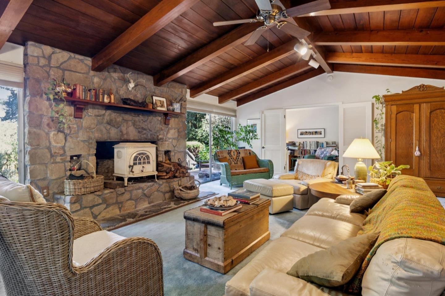 Detail Gallery Image 13 of 33 For 188 Martinez Rd, Woodside,  CA 94062 - 3 Beds | 2 Baths