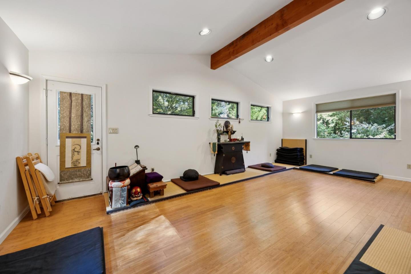 Detail Gallery Image 23 of 33 For 188 Martinez Rd, Woodside,  CA 94062 - 3 Beds | 2 Baths