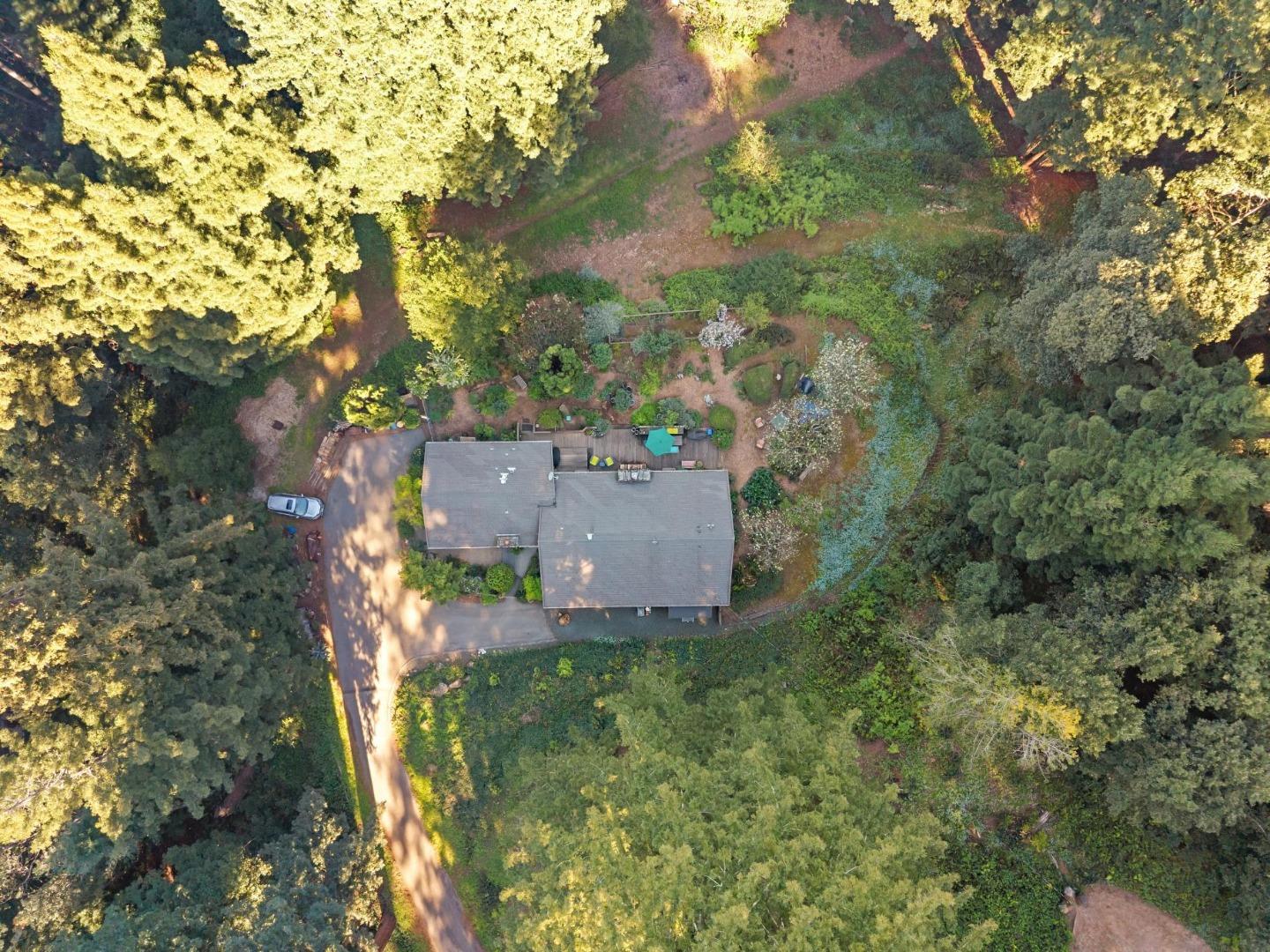 Detail Gallery Image 4 of 33 For 188 Martinez Rd, Woodside,  CA 94062 - 3 Beds | 2 Baths