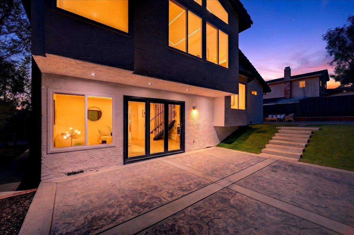 Detail Gallery Image 2 of 97 For 3512 Pleasant Crest Dr, San Jose,  CA 95148 - 5 Beds | 4 Baths