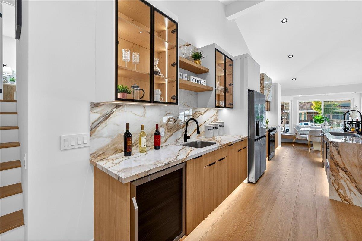 Detail Gallery Image 23 of 97 For 3512 Pleasant Crest Dr, San Jose,  CA 95148 - 5 Beds | 4 Baths