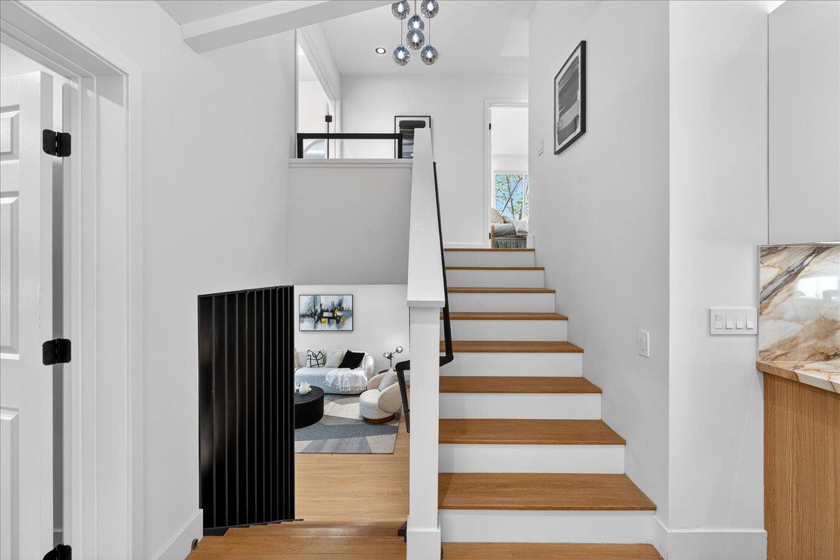 Detail Gallery Image 27 of 97 For 3512 Pleasant Crest Dr, San Jose,  CA 95148 - 5 Beds | 4 Baths